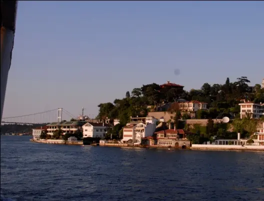 Clifton Yalısı çevresinin Arnavutköy'den güncel görünümü, 2011